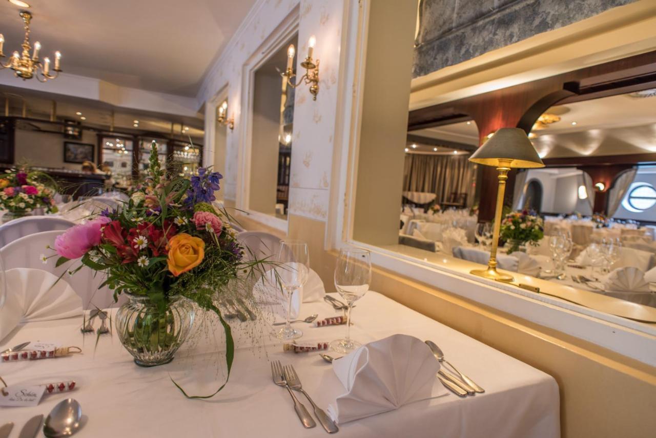 Landhaus Hamester - Hotel & Restaurant Basthorst  エクステリア 写真