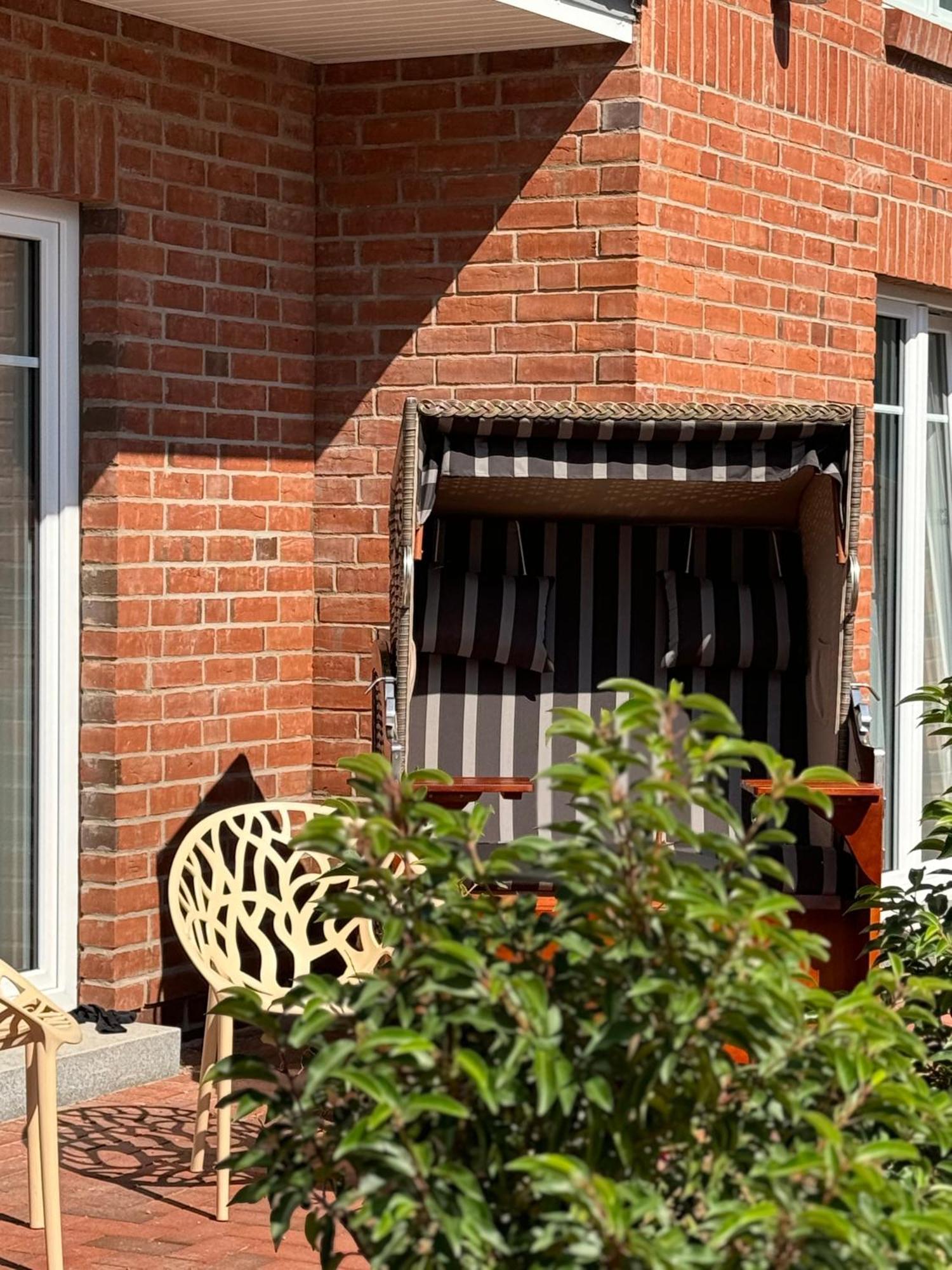 Landhaus Hamester - Hotel & Restaurant Basthorst  エクステリア 写真